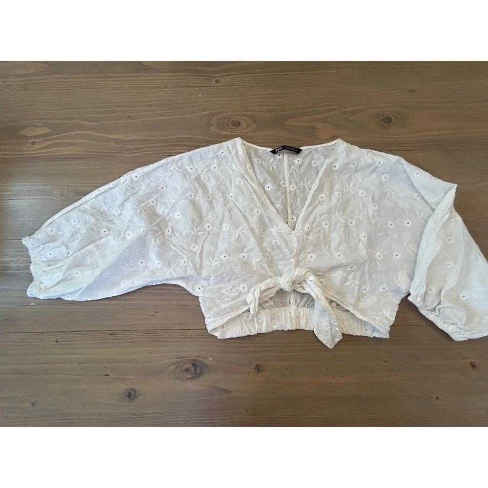 G25 Zara White Eyelet Embroidered Tie Front Crop Top Puff Sleeve Blouse XS